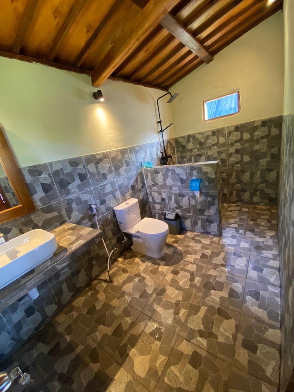 The Alam Tetebatu Bungalow & Restaurant Bagian luar foto